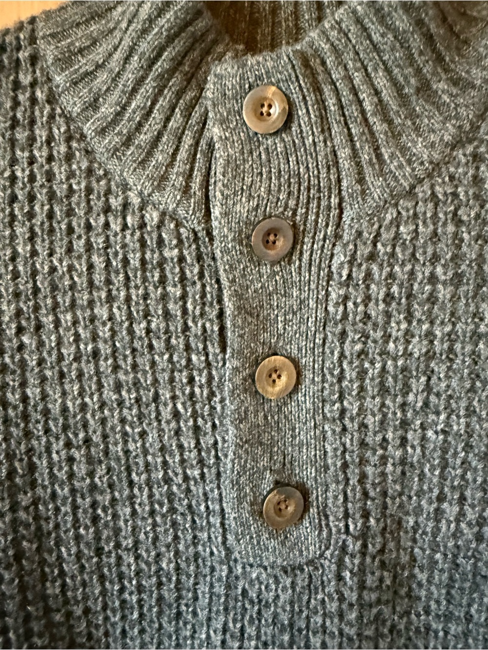 Men's Wool & Cashmere Blend Waffle Knit Henley Sweater - Large - Picture 3 of 7